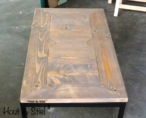 Salontafel Salontafel blad van steigerhout - stalen onderstel